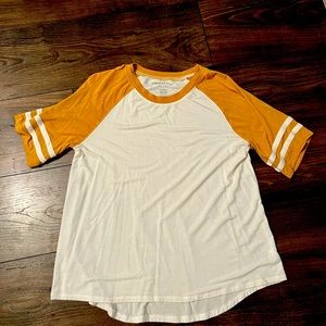 American Eagle shirt